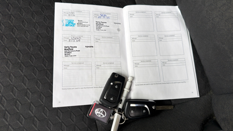 Toyota Yaris 1.5 Hybrid Design 5dr CVT Hybrid Hatchback